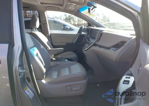 2016 Toyota Sienna Xle 8 Passenger from USA, damaged, VIN 5TDYK3DC9GS742102